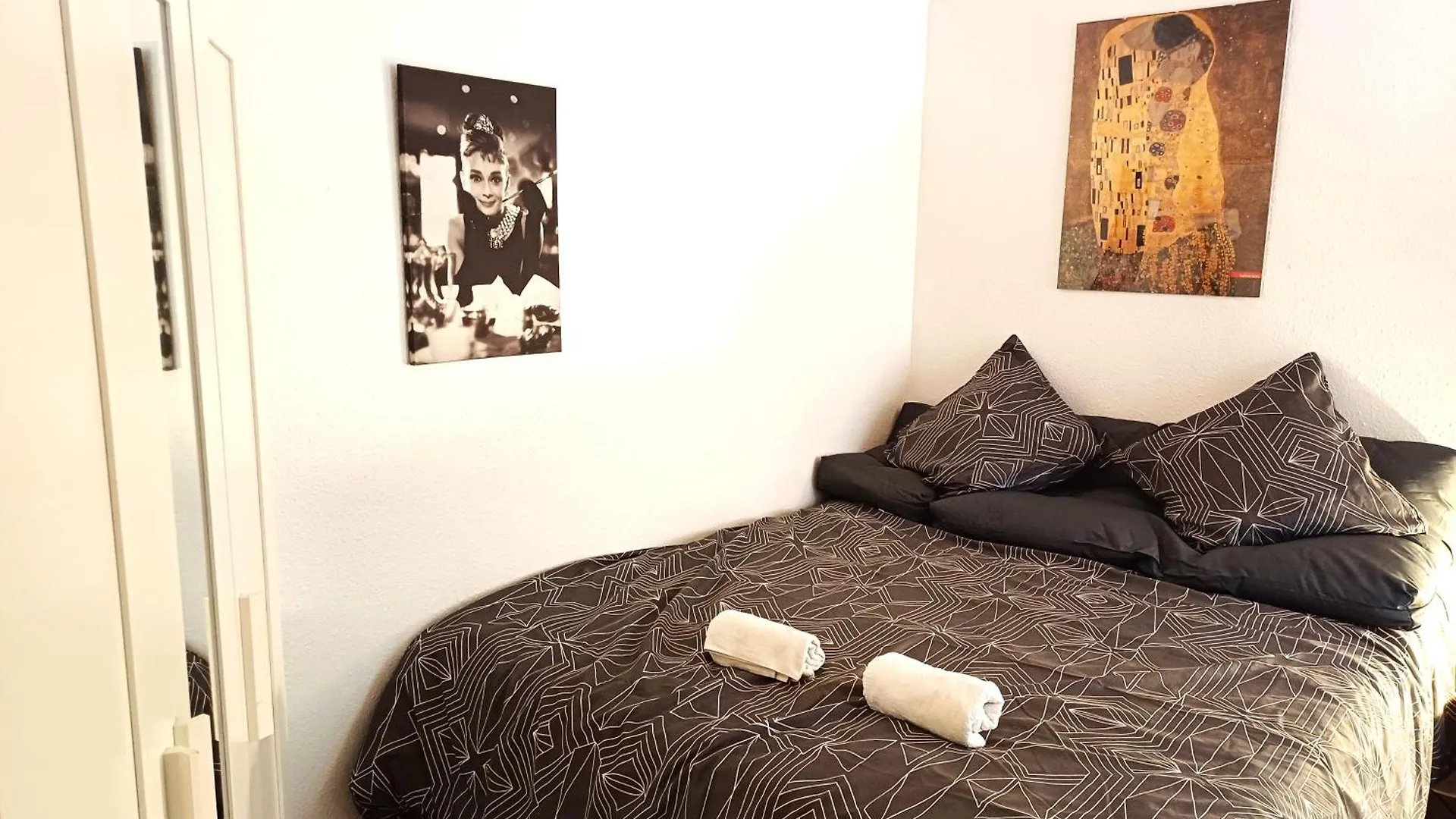 Beautiful 3 Rooms Flat - 14Percent Sales Park Montsouris In Paris Centre14Eme Direct To Airport 0*,  France