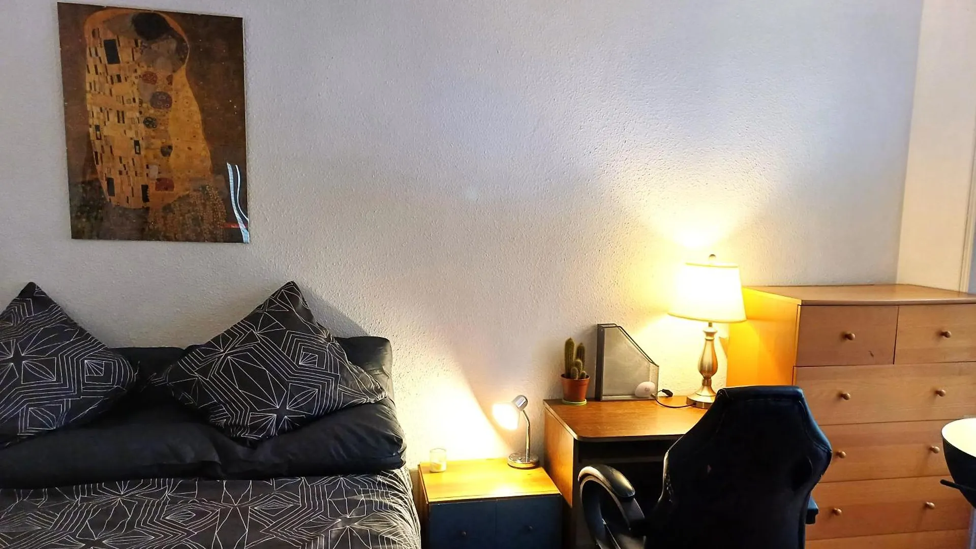 Beautiful 3 Rooms Flat - 14Percent Sales Park Montsouris In Paris Centre14Eme Direct To Airport